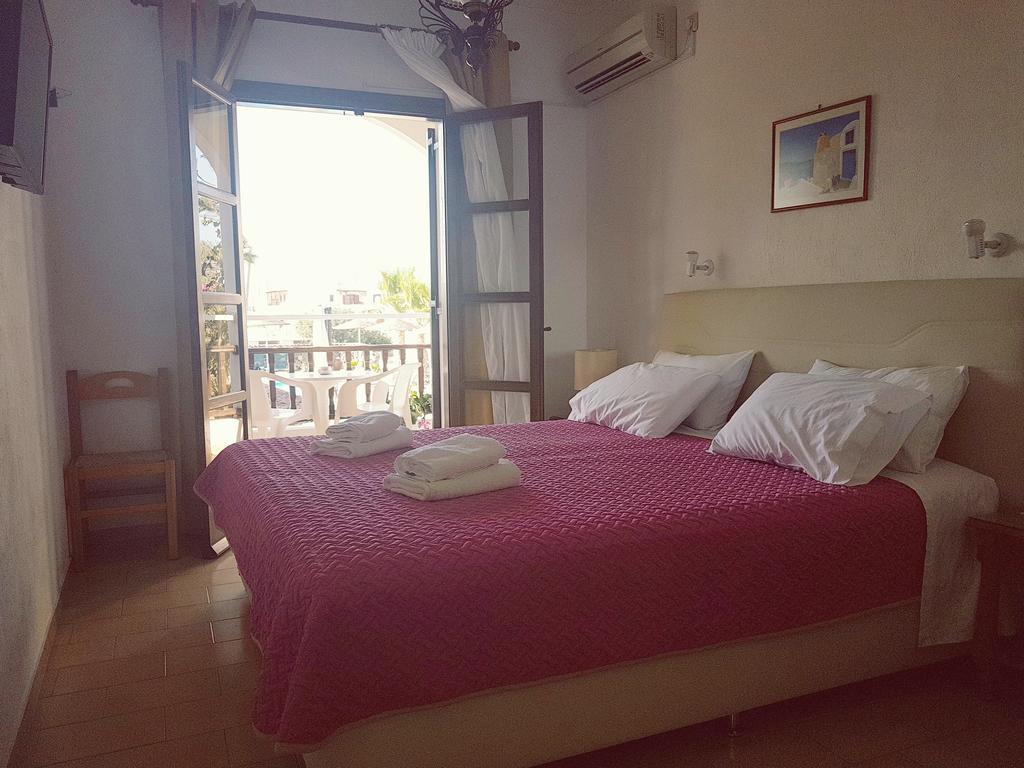 Santa Elena Hotel Kamári Екстериор снимка