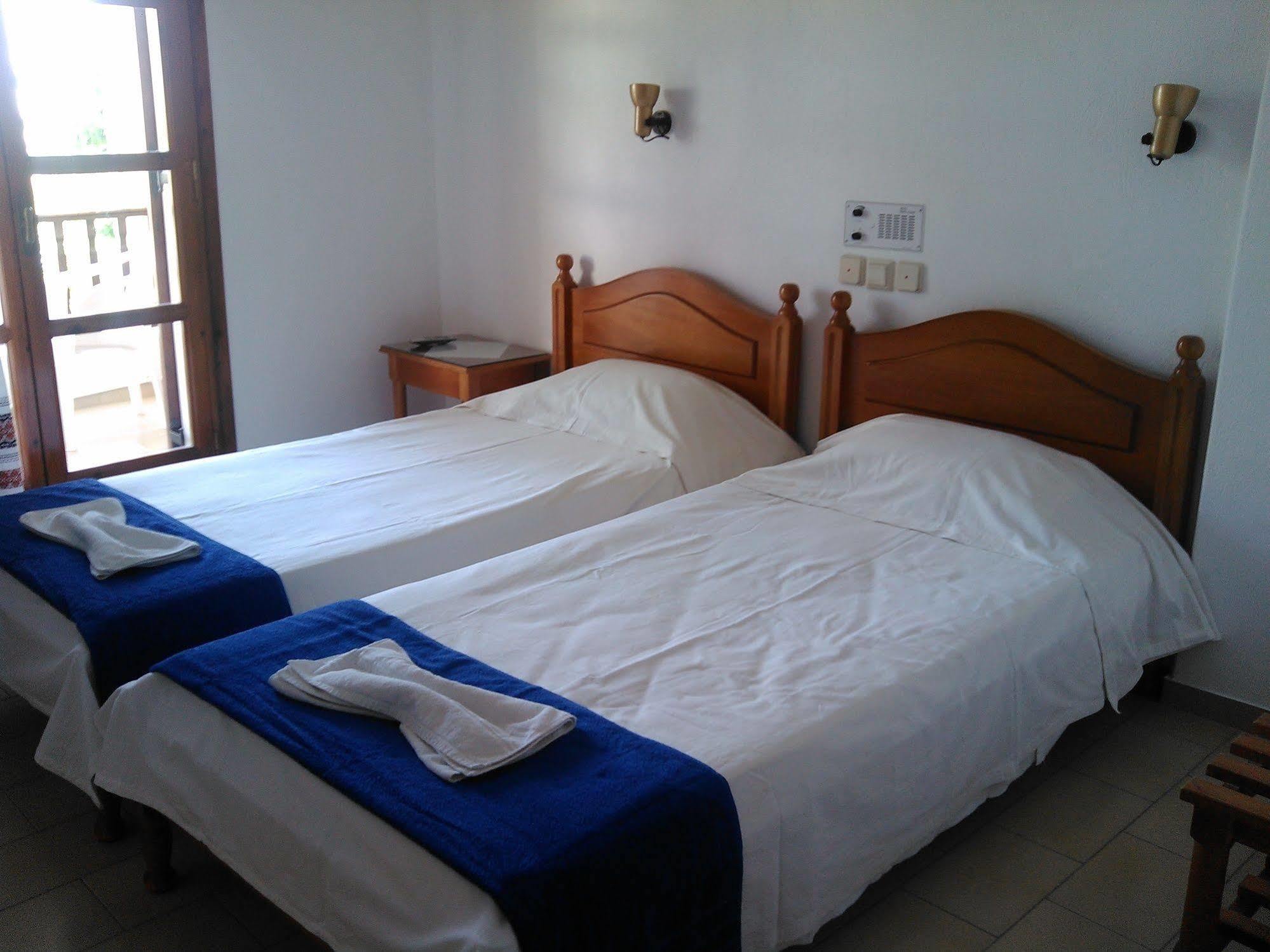 Santa Elena Hotel Kamári Екстериор снимка